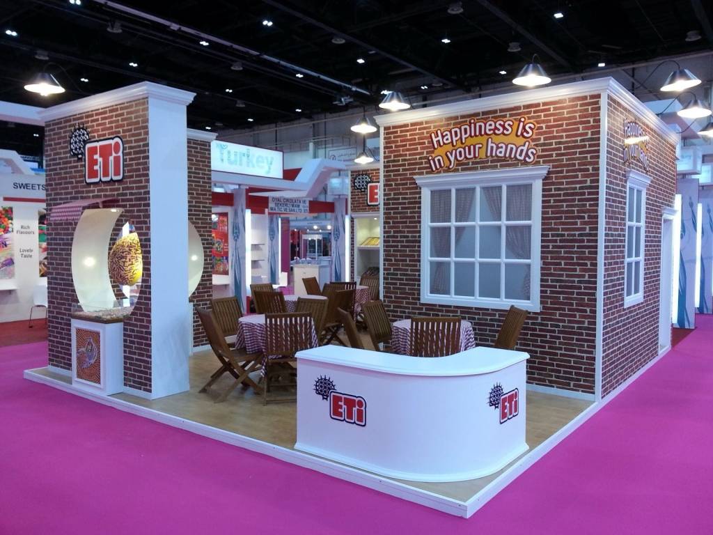 Dubai exhibition stand contractor Quattro Stand — Gulfood 2016 ETİ exhibition stand at DWTC, featuring a 36m² custom-built food industry booth with turnkey design and expert exhibition stand builder services in the UAE.